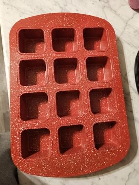 Red 12-Cavity Square Silicone Muffin/Bread Pan - Crofton